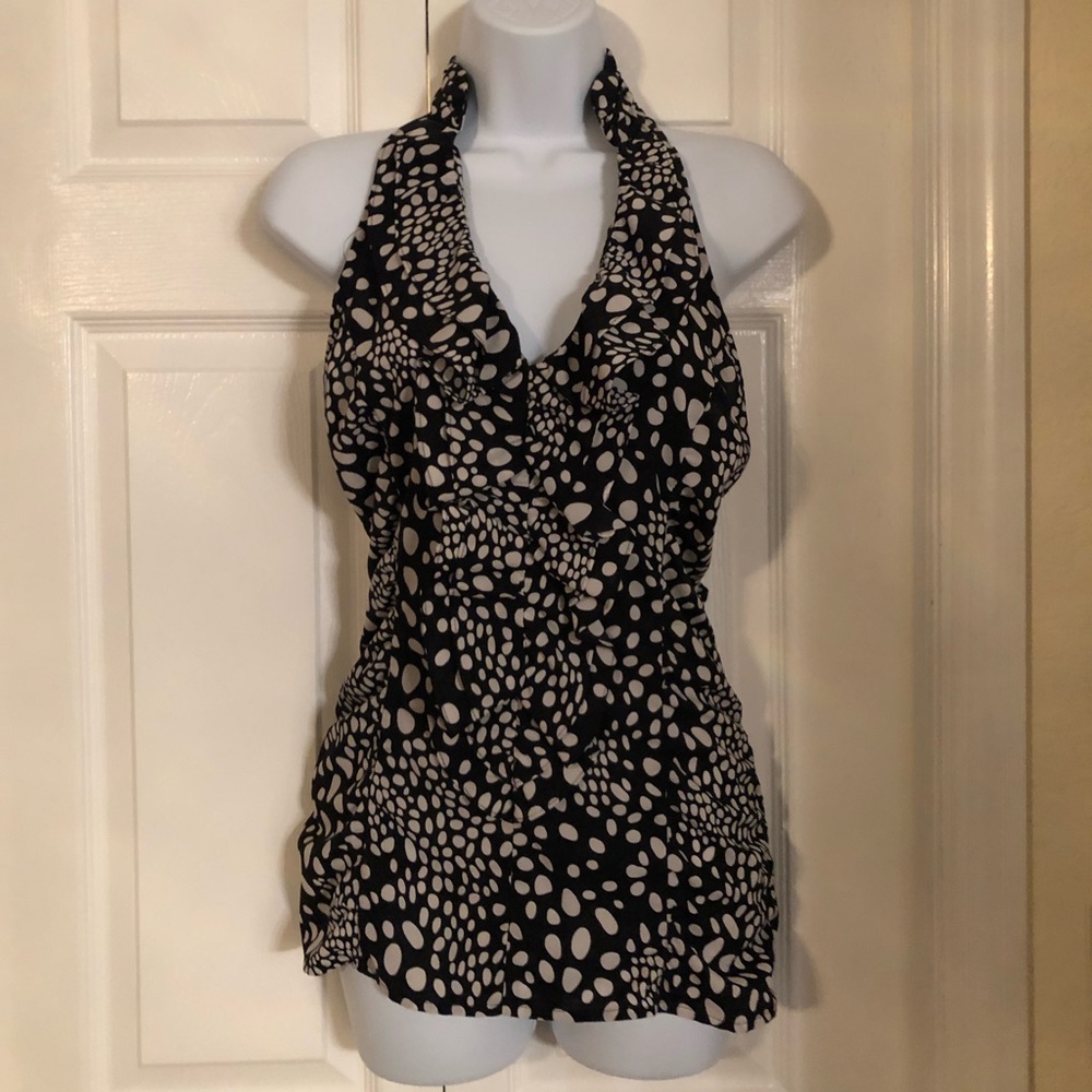 Express black and white blouse